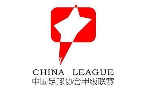 时至今日，在官方社交平台的评论区，还有很多网友都用人偶的表情包回复，希望官方能推出缩小比例的公仔玩偶。