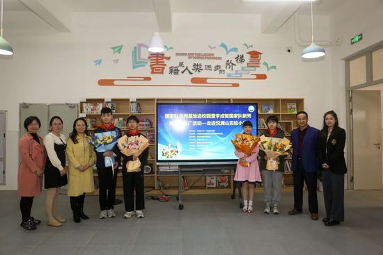 青青草国产免费久久久91